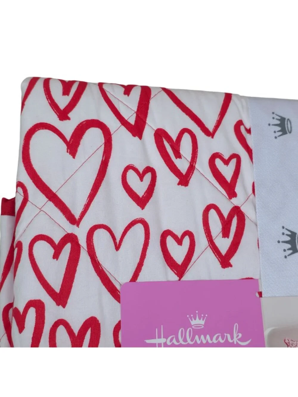 Hallmark Heart Strings Twin 2-Piece Quilt Set Valentines Day Love Heart